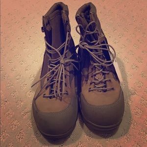 Flight/combat approved Belleville military boots